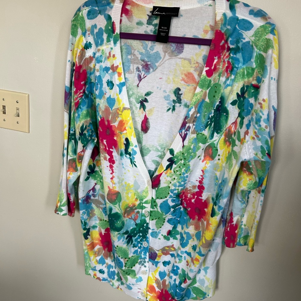 Lane Bryant Colorful Floral Cardigan with subtle sequins size 18-20.